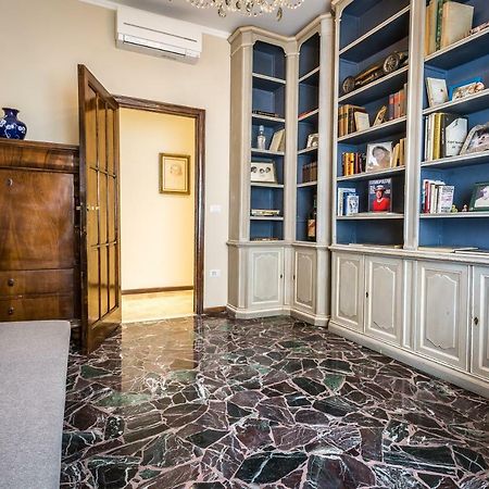 Ferrhouse Charm In Florence Two Lifts Dış mekan fotoğraf
